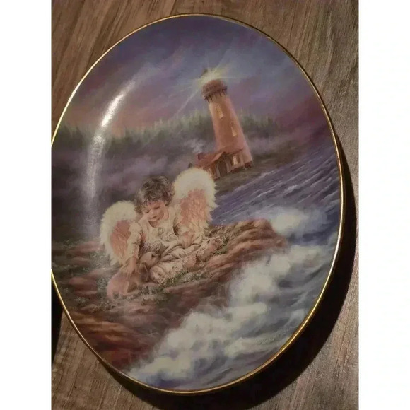 Bradford Exchange Collectible Plates, 8.5", Multicolor - Picture 3 of 6